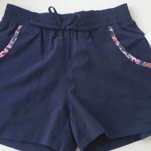 New Columbia Size Small Girl